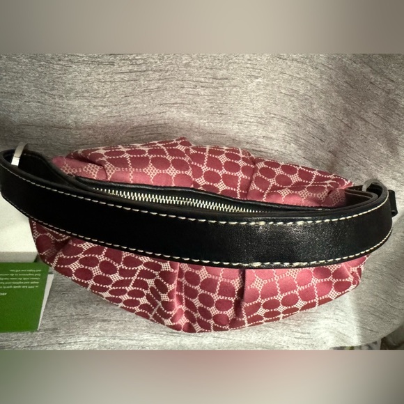 Kate Spade Vintage NWOT Pink Jacquard Noel & Black Leather Shoulder bag. Dustbag - Picture 7 of 12